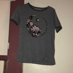 yin yang t-shirt